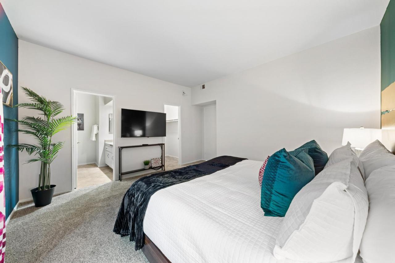 Beverly Hills Chic 2 Bed 2Bath With Patio And Parking 309 Los Angeles Exterior foto