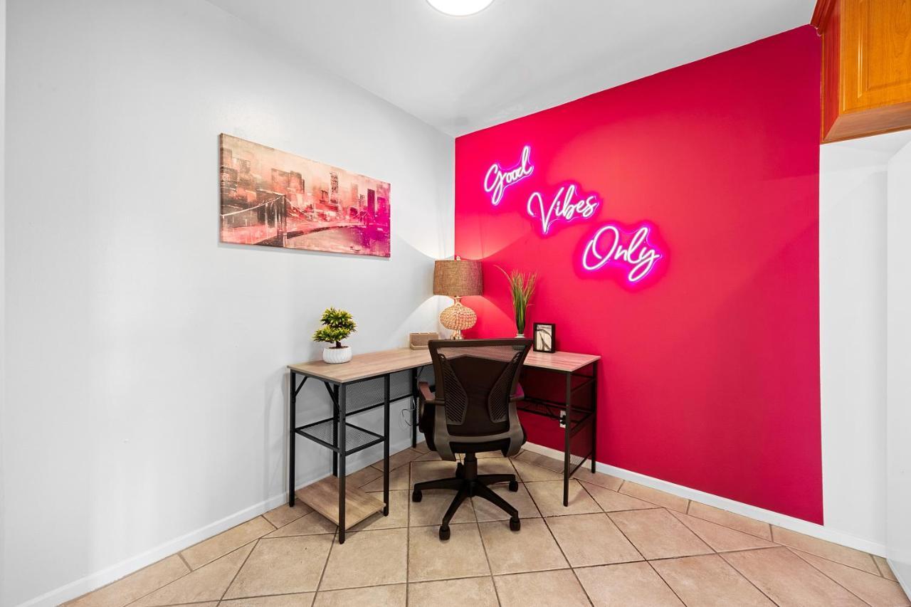 Beverly Hills Chic 2 Bed 2Bath With Patio And Parking 309 Los Angeles Exterior foto