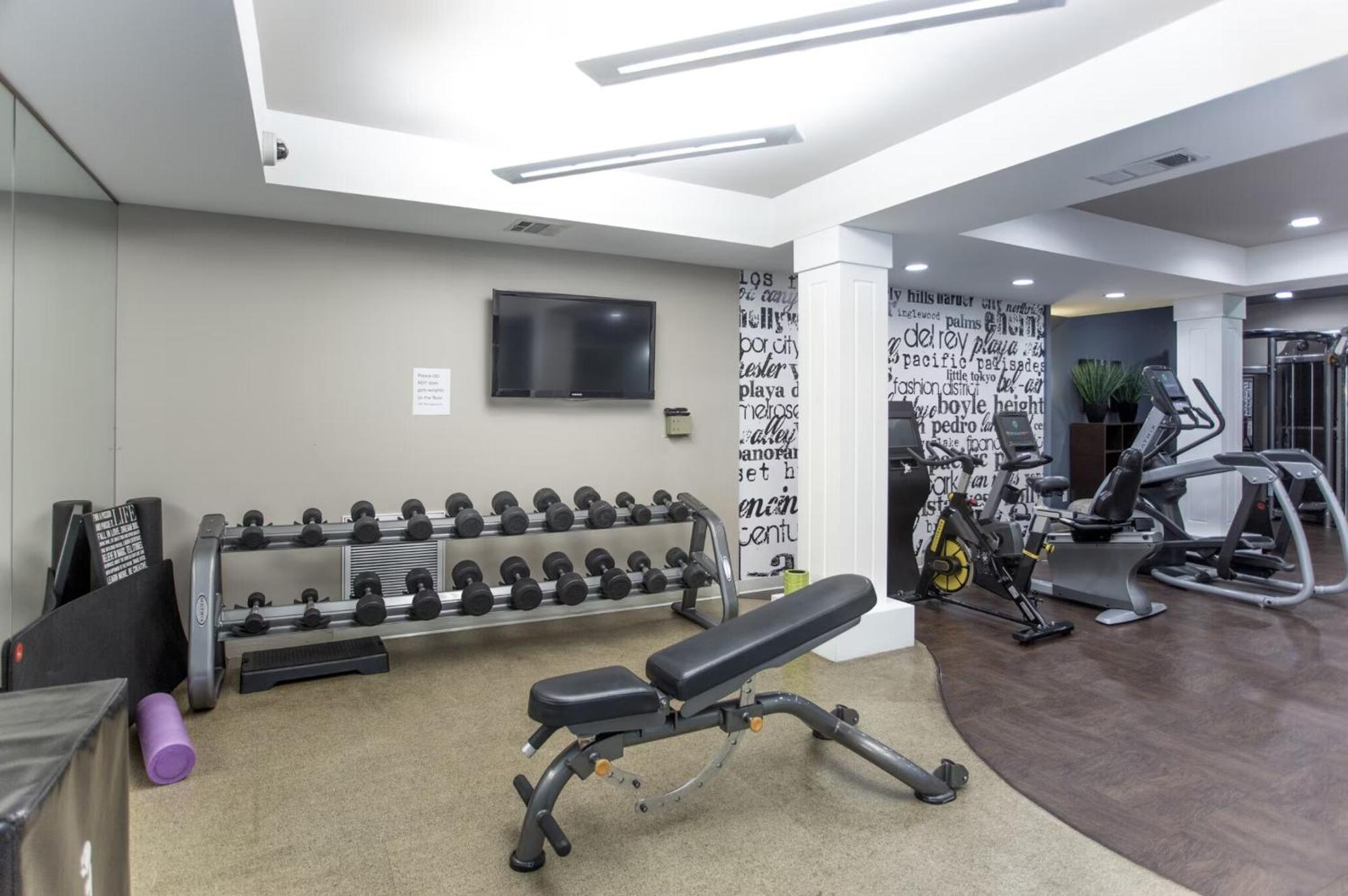 Beverly Hills Chic 2 Bed 2Bath With Patio And Parking 309 Los Angeles Exterior foto